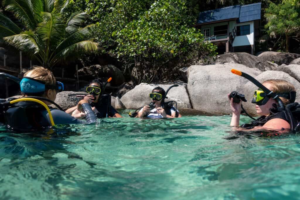 Scuba review skills start in shallow water