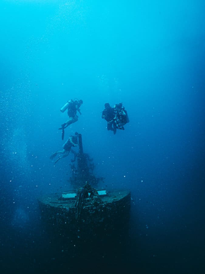 Wreck diving specialty course